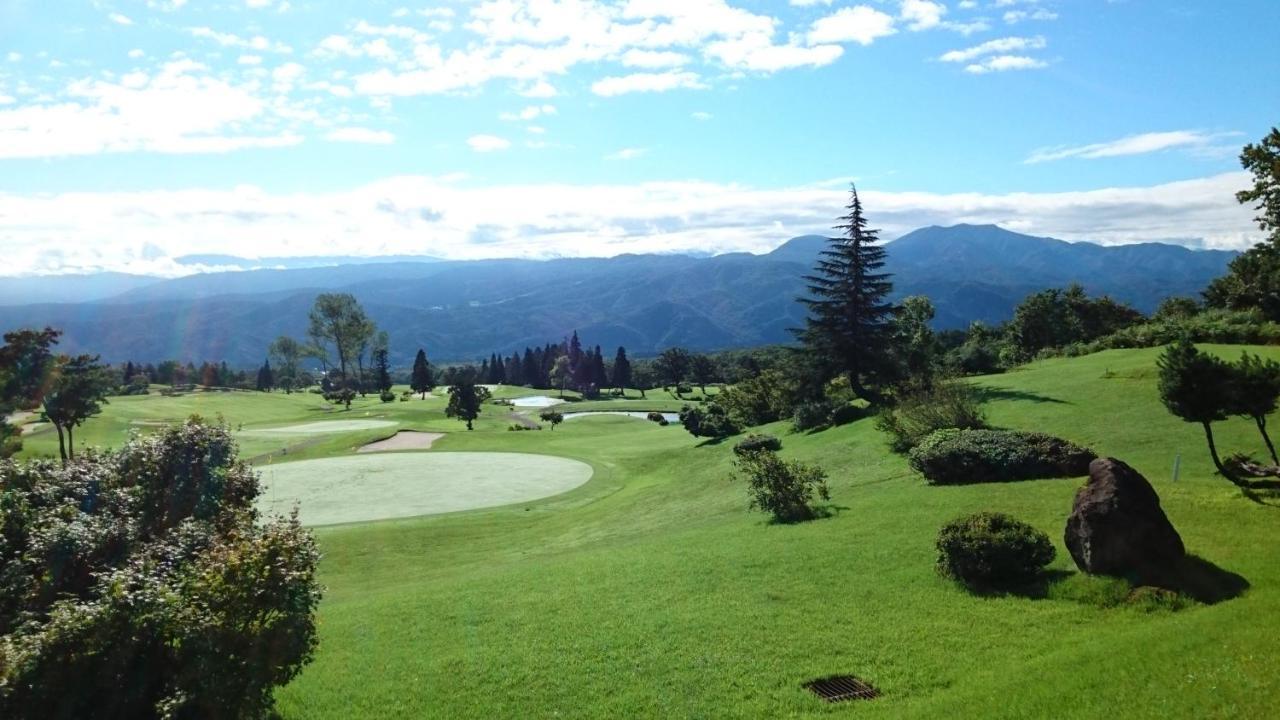Lodge Amenouo Миоко Екстериор снимка